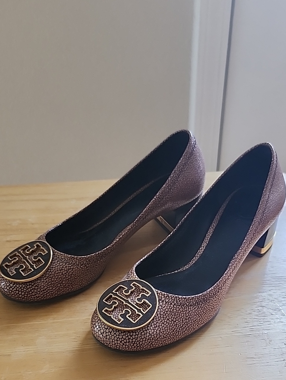 Tory Burch Beige Brown Block Heel Pumps